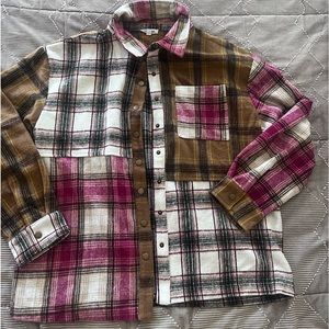 Women’s pink tan colored jacket in excellent condition medium